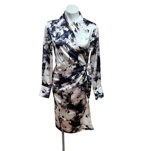 Worthington Womens Long sleeve
Wrap dress